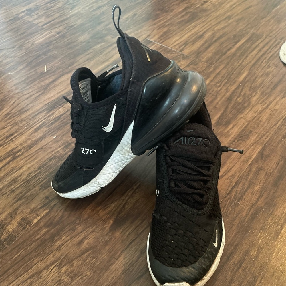Nike Air Max 270